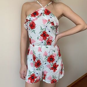 🧸2/$25🧸 Floral Print Halter Top Romper